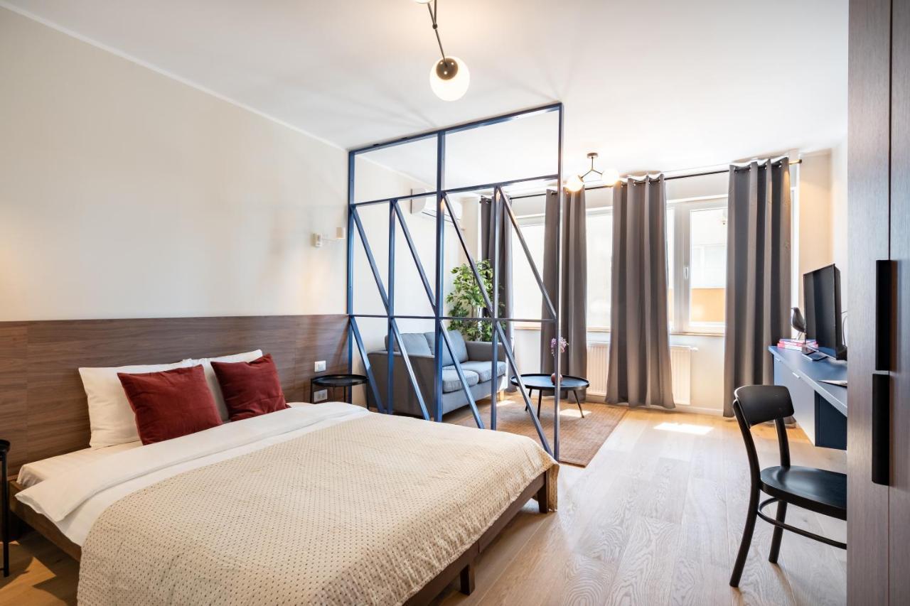 Elegant Studio In The Heart Of The Town Bukarest Exterior foto
