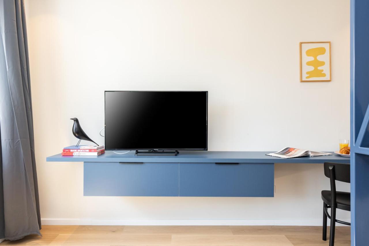 Elegant Studio In The Heart Of The Town Bukarest Exterior foto